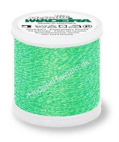 Madeira Metallic nr. 40 farve 305 lys grøn